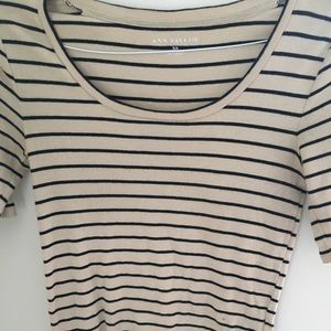 Ann Taylor tan black striped rounded tee size XS